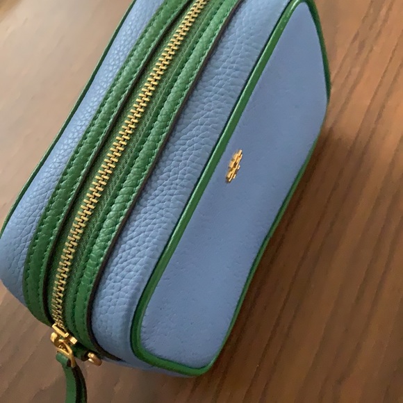 Tory Burch Adorable mini block camera back NWT - Picture 6 of 7